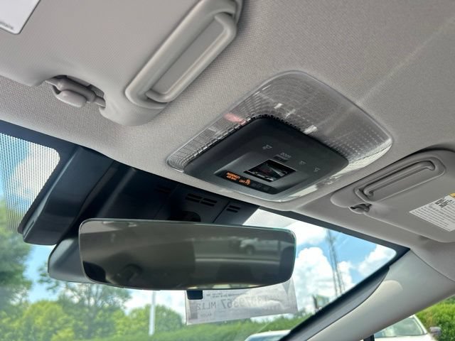 New 2026 Toyota Prius Plug-In Hybrid FWD image 27
