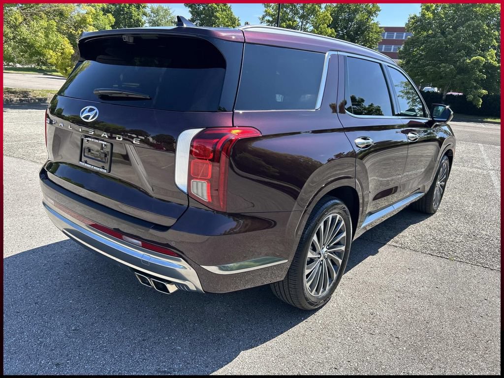 Used 2024 Hyundai Palisade Calligraphy FWD image 7