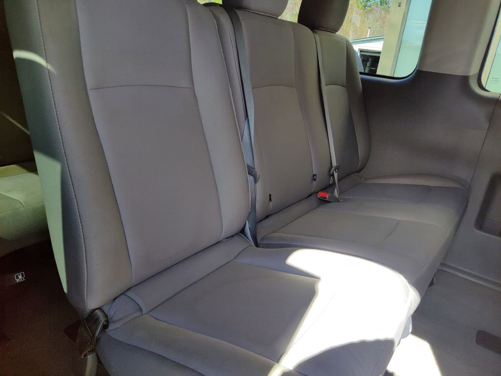 Used 2016 Nissan NV 3500 SV w/ SV Technology Package RWD image 16
