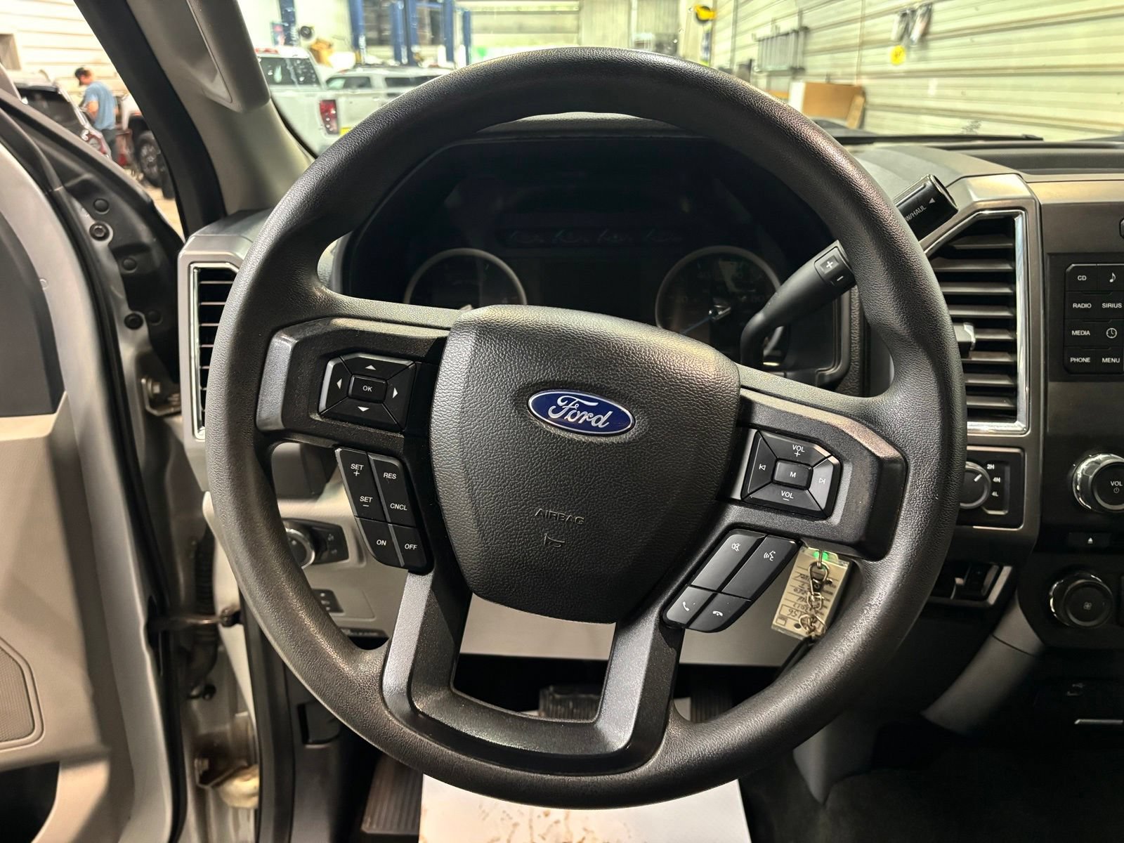 Used 2017 Ford F250 XLT w/ XLT Value Package AWD/4WD image 14