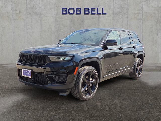 Used 2023 Jeep Grand Cherokee Altitude