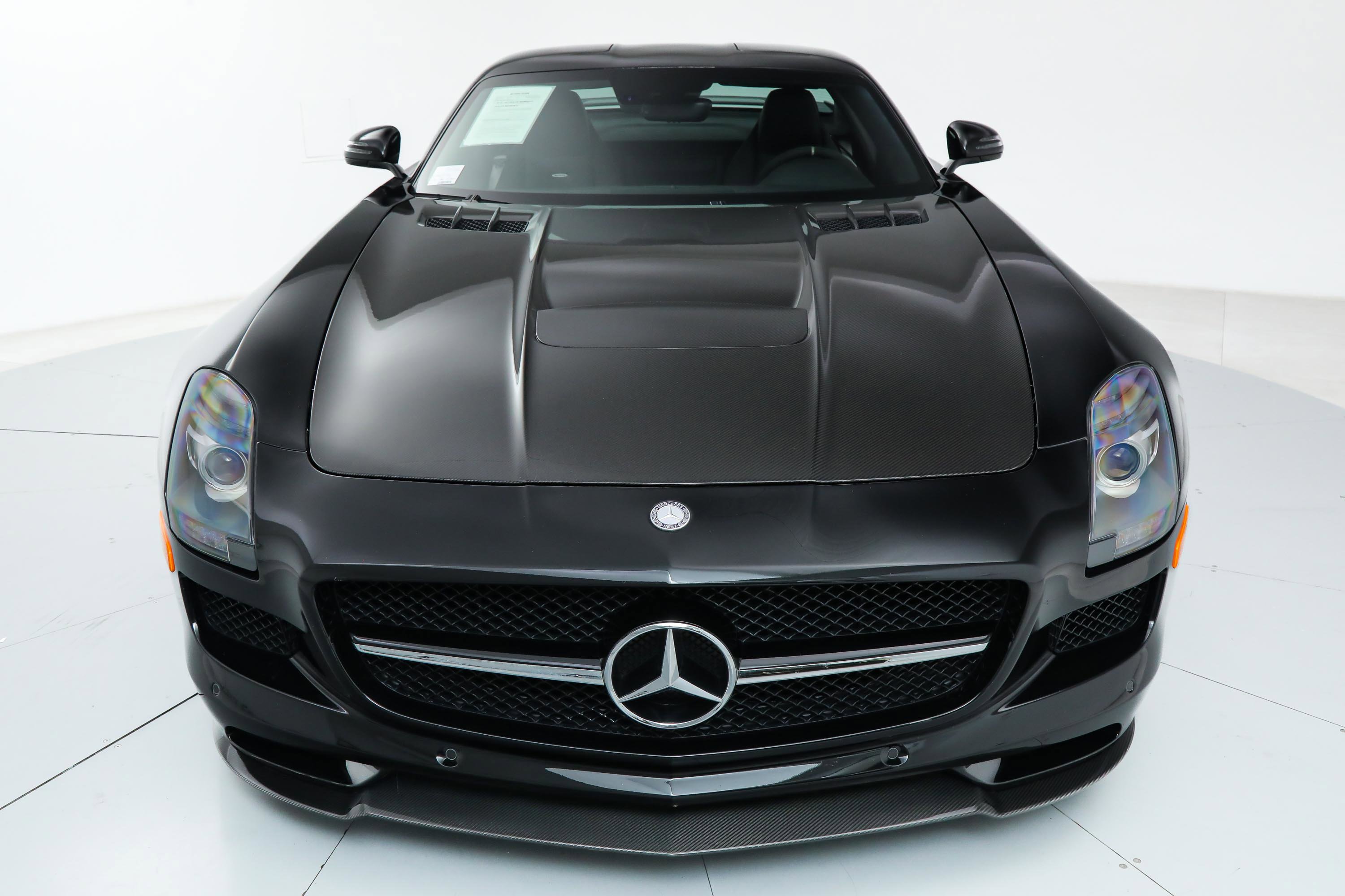 Used 2015 Mercedes-Benz SLS AMG GT Final Edition image 9