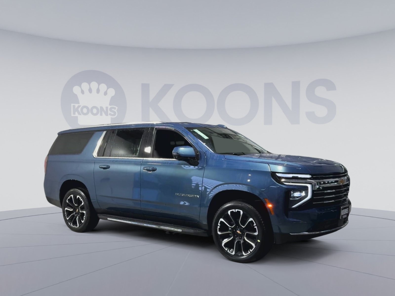 New 2026 Chevrolet Suburban LT w/ Comfort Package AWD/4WD image 2