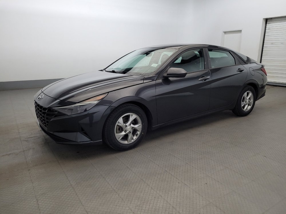 Used 2021 Hyundai Elantra SE FWD image 2