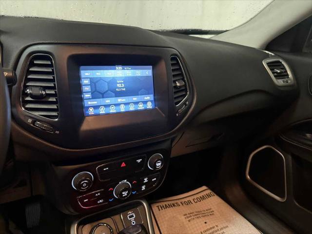 Certified 2021 Jeep Compass Latitude image 35