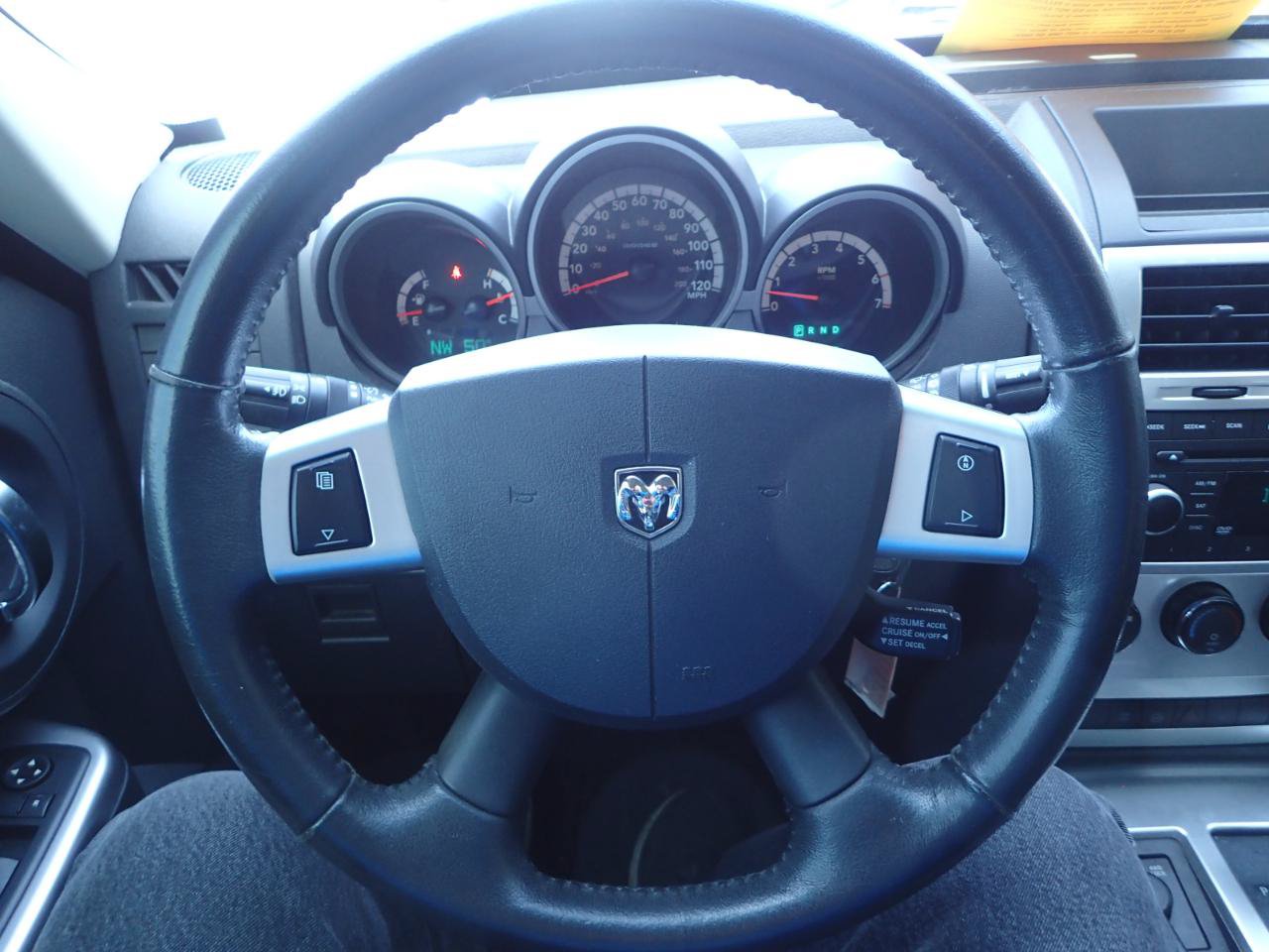Used 2007 Dodge Nitro R/T AWD/4WD image 16