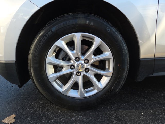 Used 2020 Chevrolet Equinox LT FWD image 25