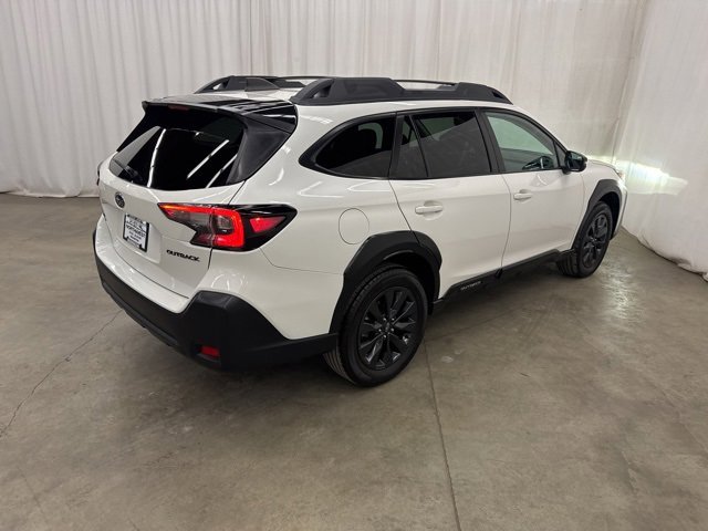 Used 2023 Subaru Outback Onyx Edition image 29