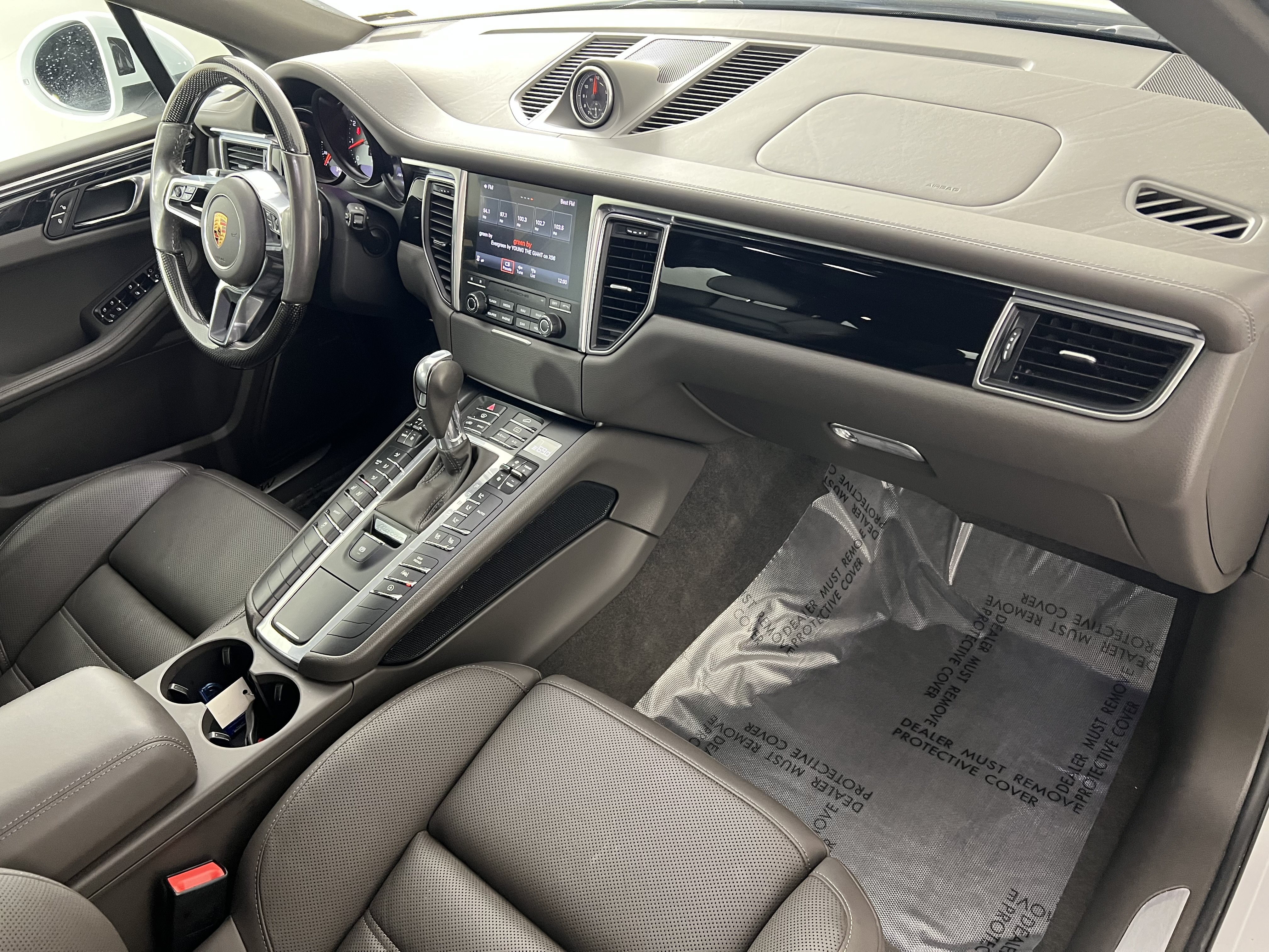 Used 2018 Porsche Macan S AWD/4WD image 25