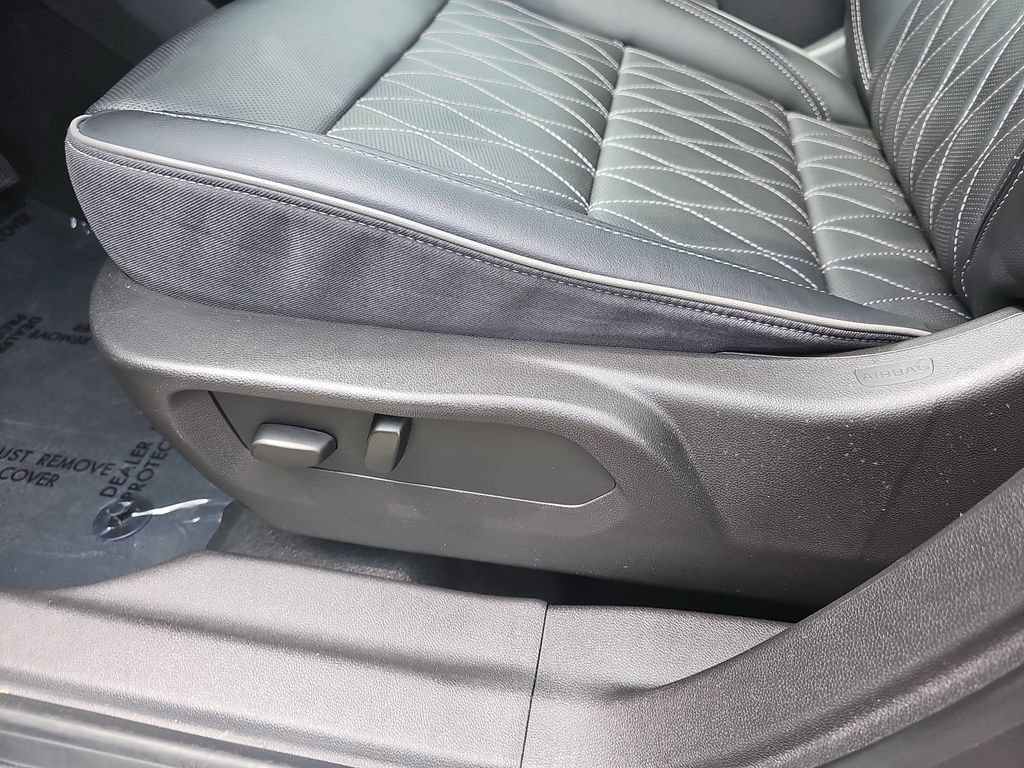 Certified 2023 Buick Envision Avenir FWD image 34