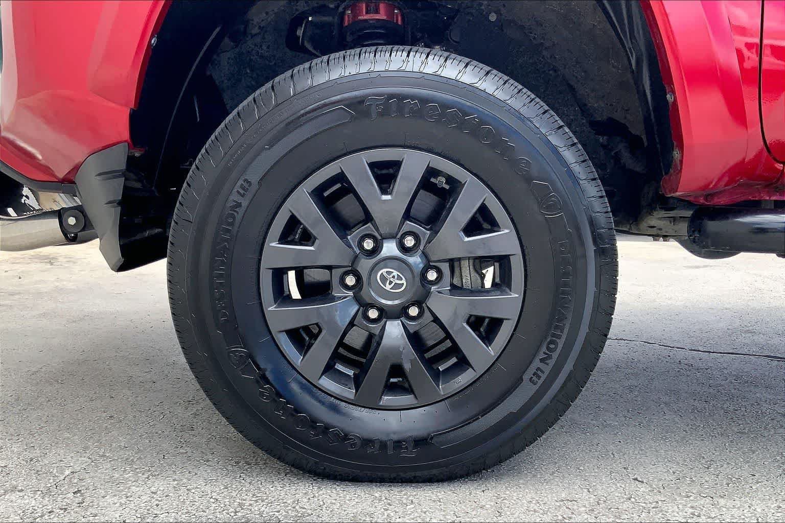 Used 2023 Toyota Tacoma SR5 RWD image 8