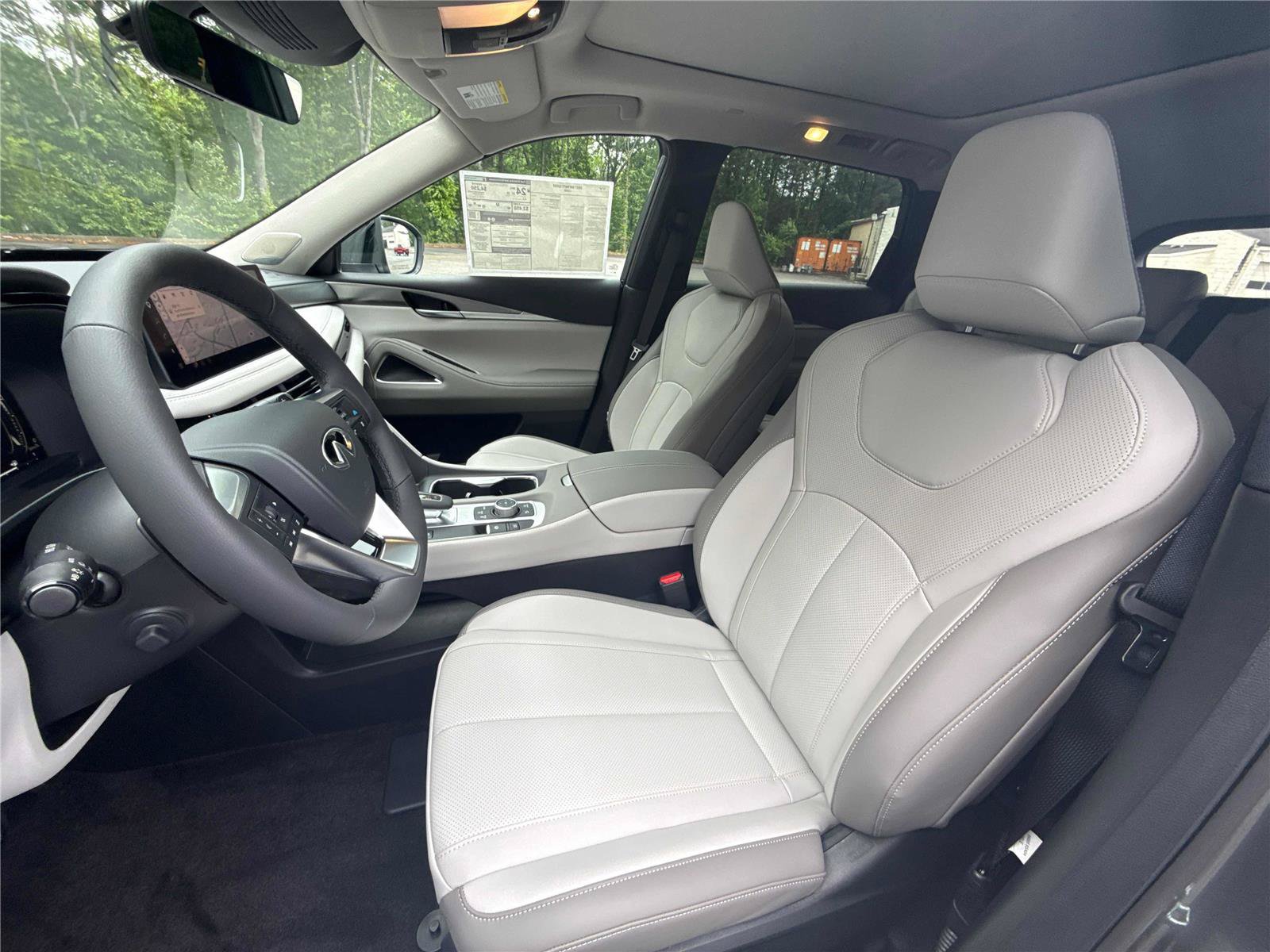 New 2027 INFINITI QX60 Luxe w/ Cargo Package FWD image 11