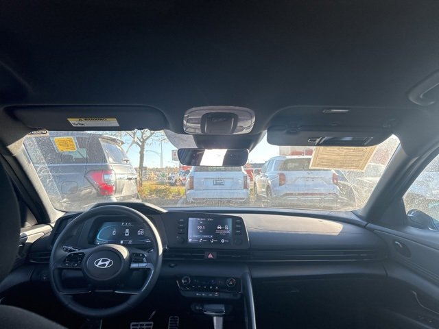 Used 2025 Hyundai Elantra Sport image 24