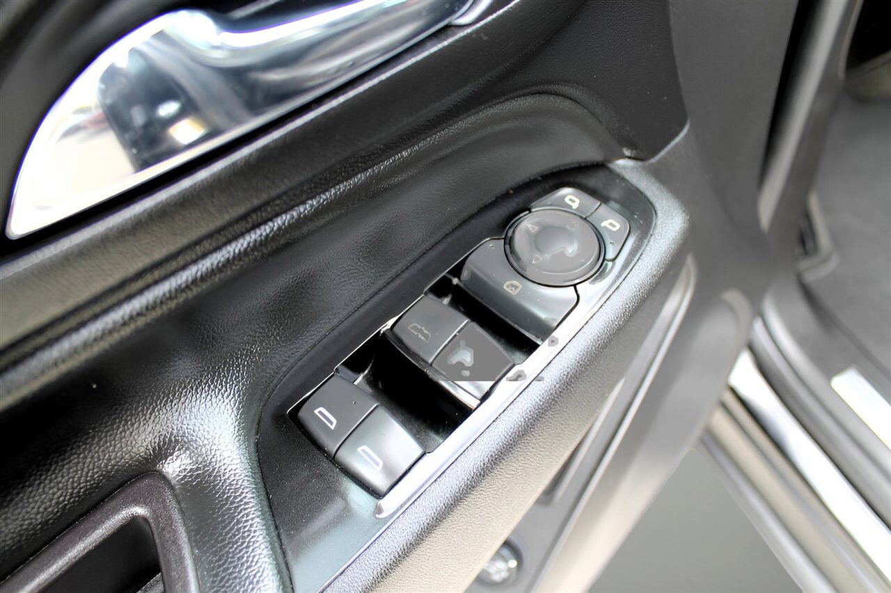 Used 2022 Chevrolet Equinox Premier image 13