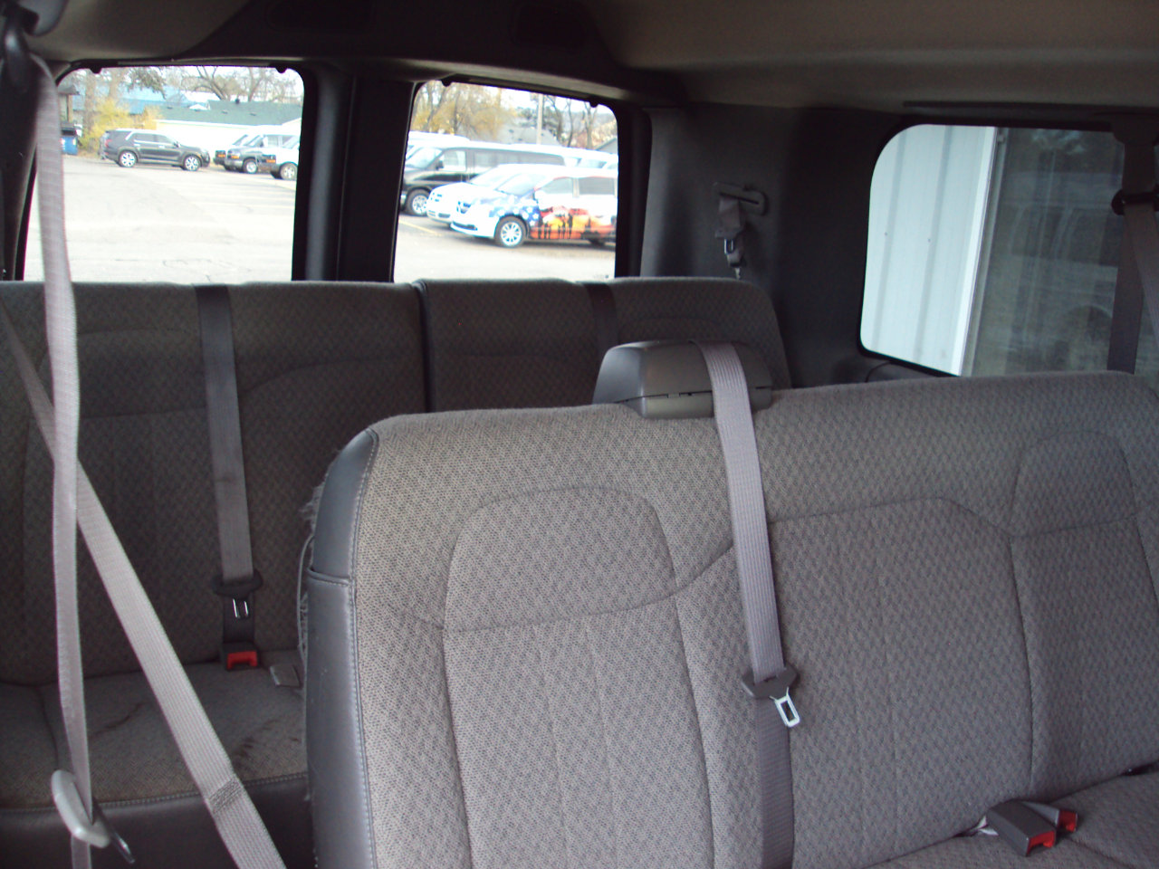 Used 2016 Chevrolet Express 2500 LS image 11