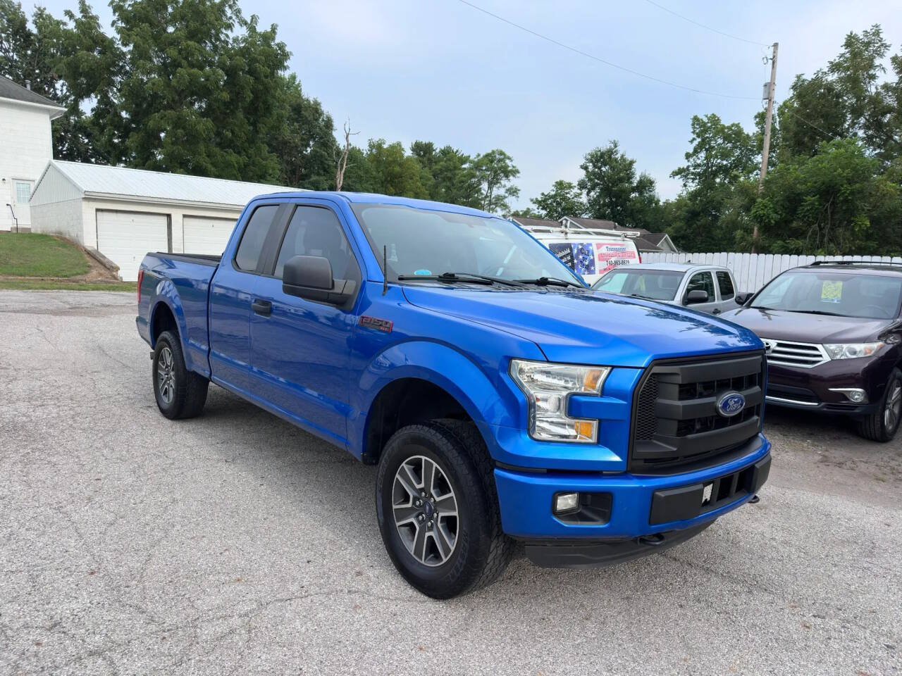Used 2015 Ford F150 XL w/ Equipment Group 101A Mid AWD/4WD image 3