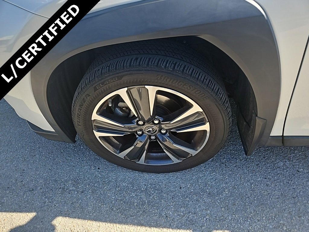 Used 2021 Lexus UX 200 image 14