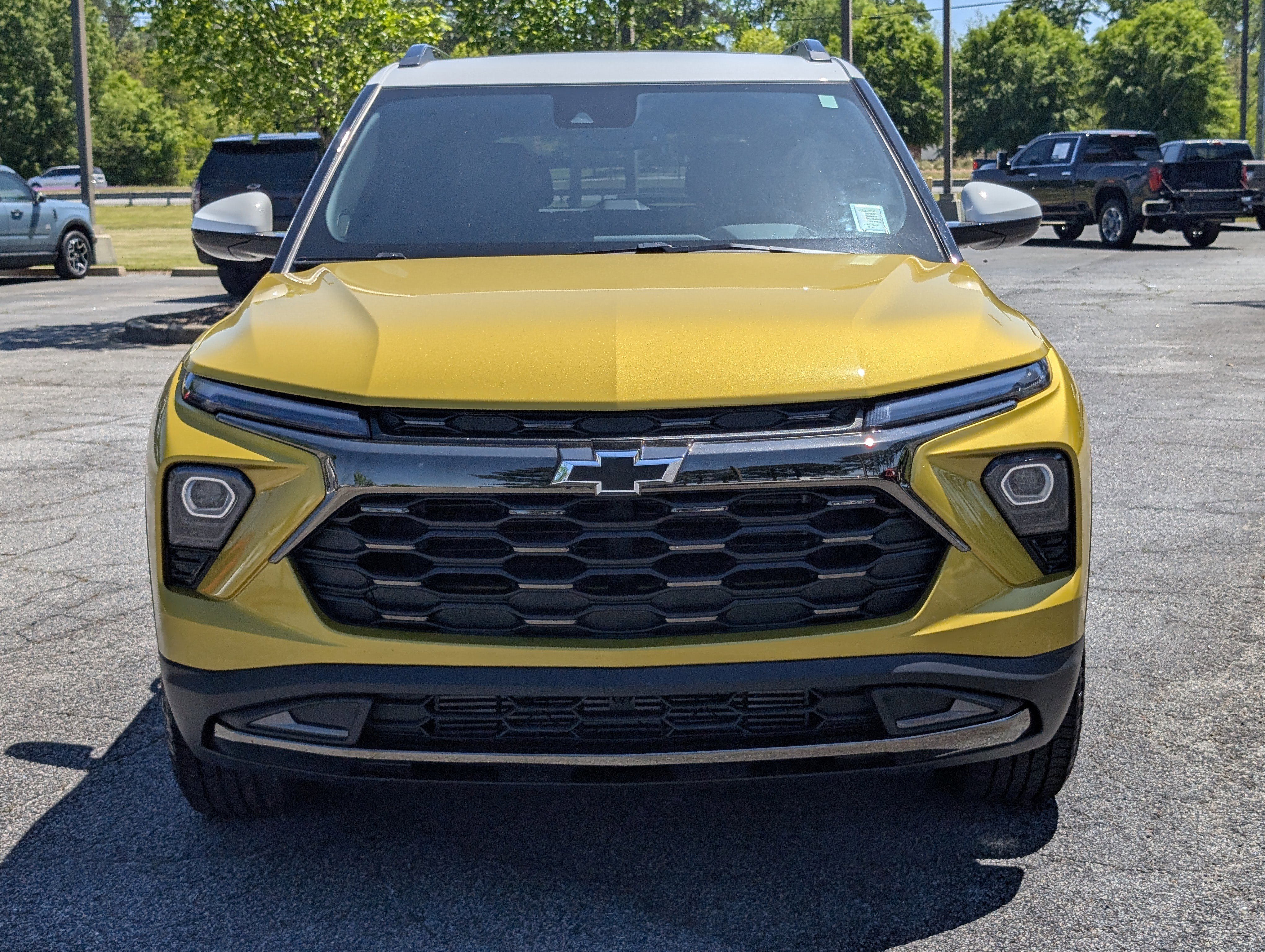 Used 2024 Chevrolet TrailBlazer ACTIV w/ Convenience Package image 3