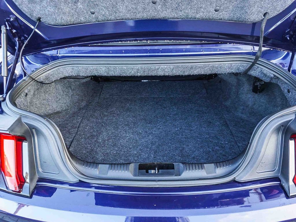Used 2020 Ford Mustang Premium RWD image 26