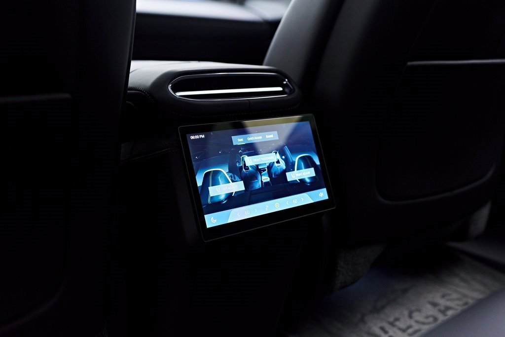 Used 2025 Lotus Eletre image 76