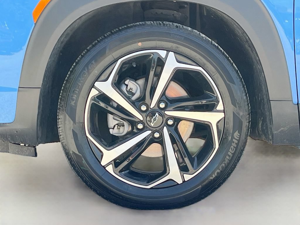 Used 2023 Chevrolet TrailBlazer RS FWD image 29