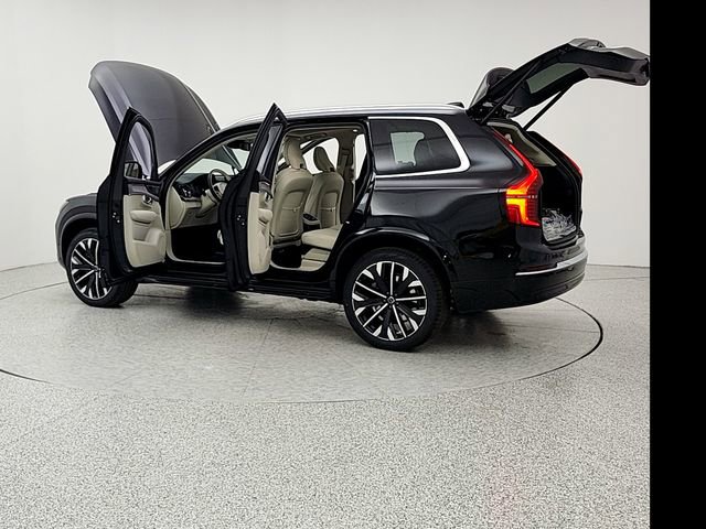 New 2026 Volvo XC90 T8 Ultra w/ Protection Package AWD/4WD image 12