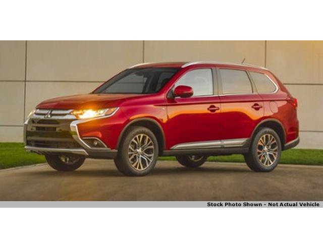 Used 2016 Mitsubishi Outlander SE AWD/4WD image 1