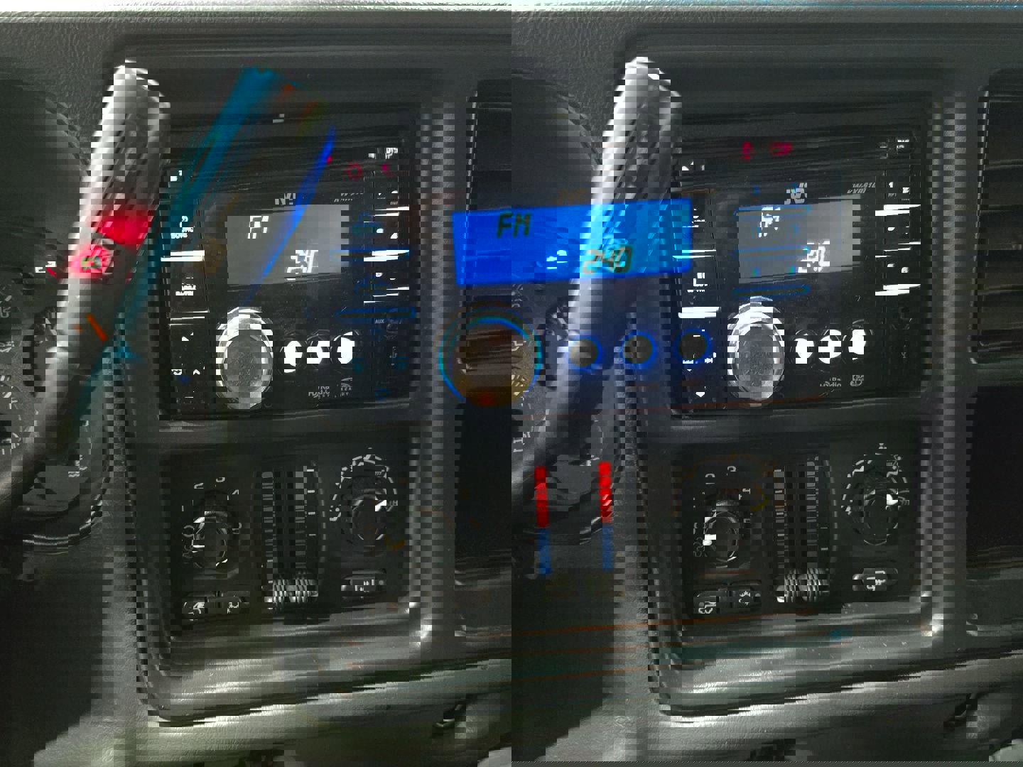 Used 2003 Chevrolet Silverado 3500 LS w/ Skid Plate Package image 13