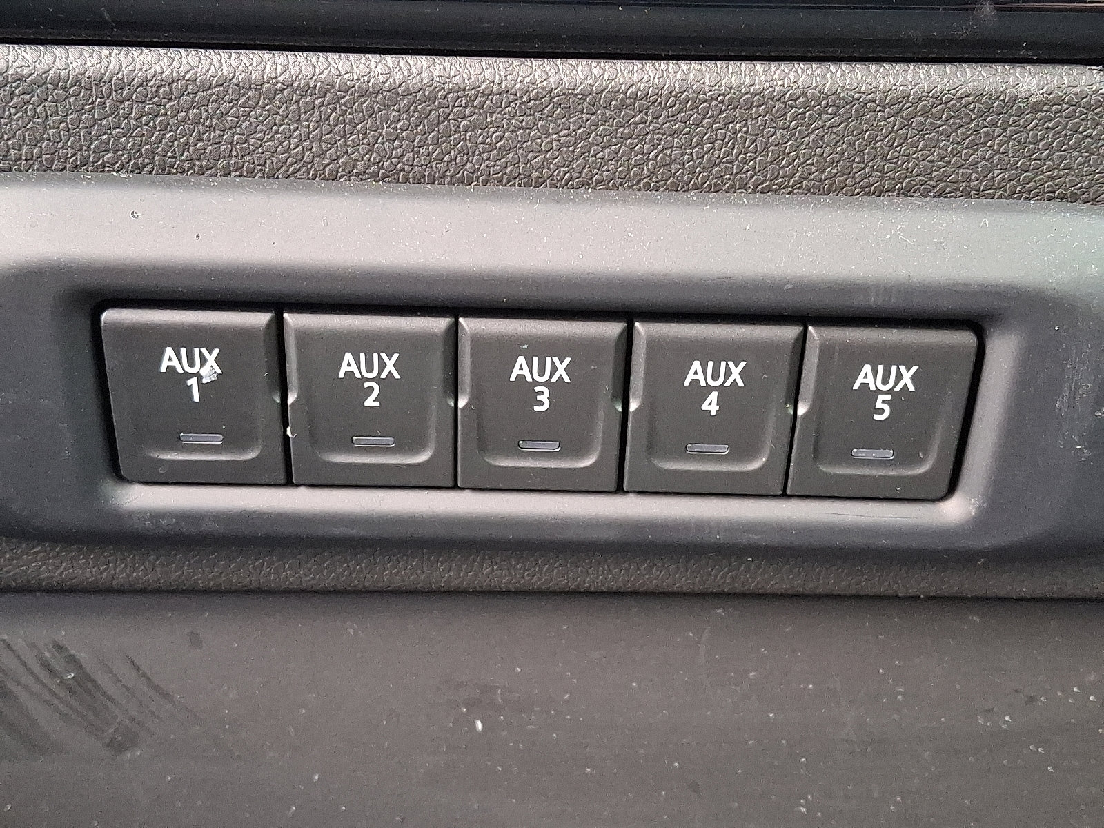 Certified 2024 Chevrolet Silverado 3500 High Country w/ High Country Premium Package image 26