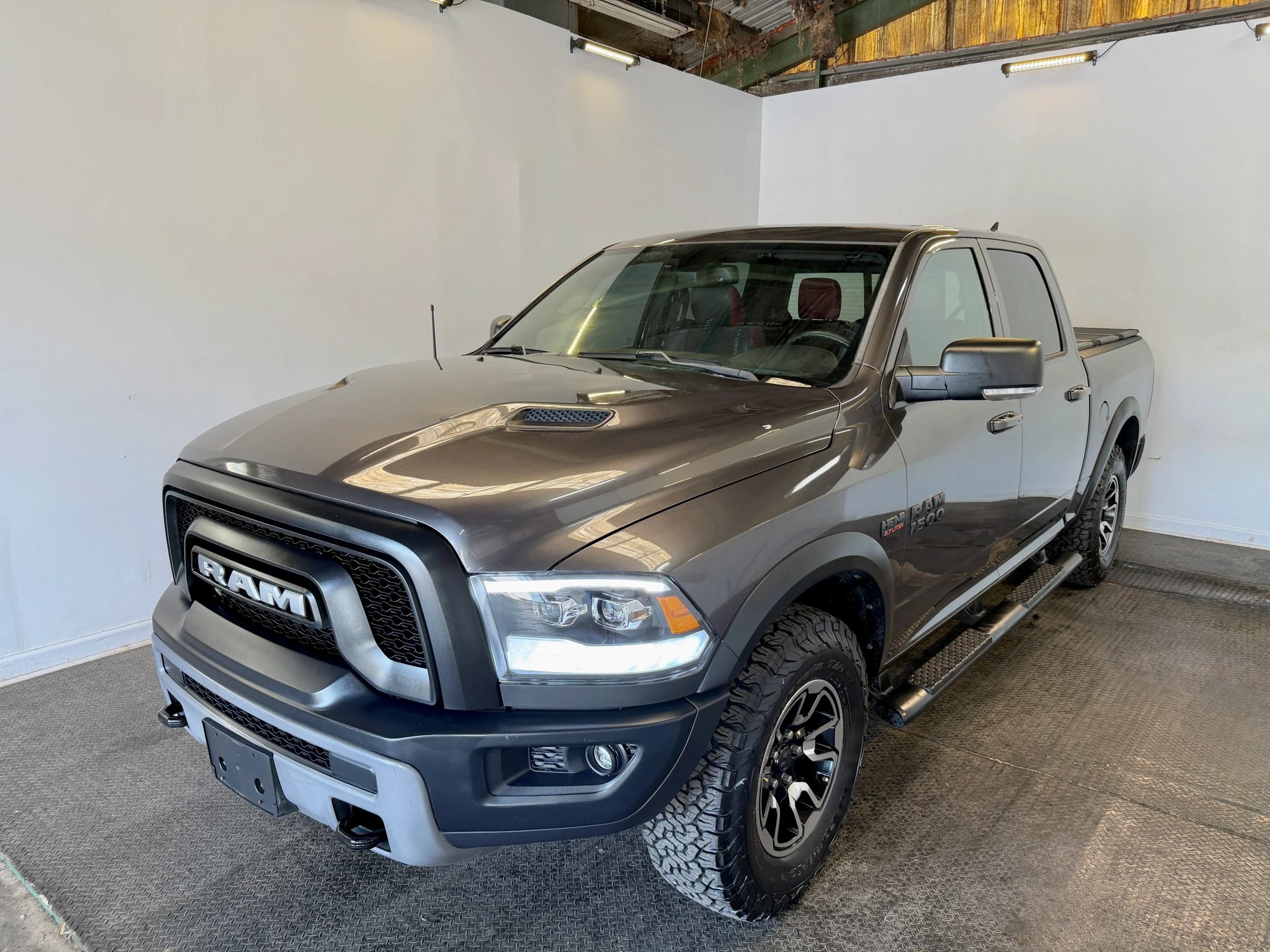 Used 2016 RAM 1500 Rebel w/ Luxury Group AWD/4WD image 4