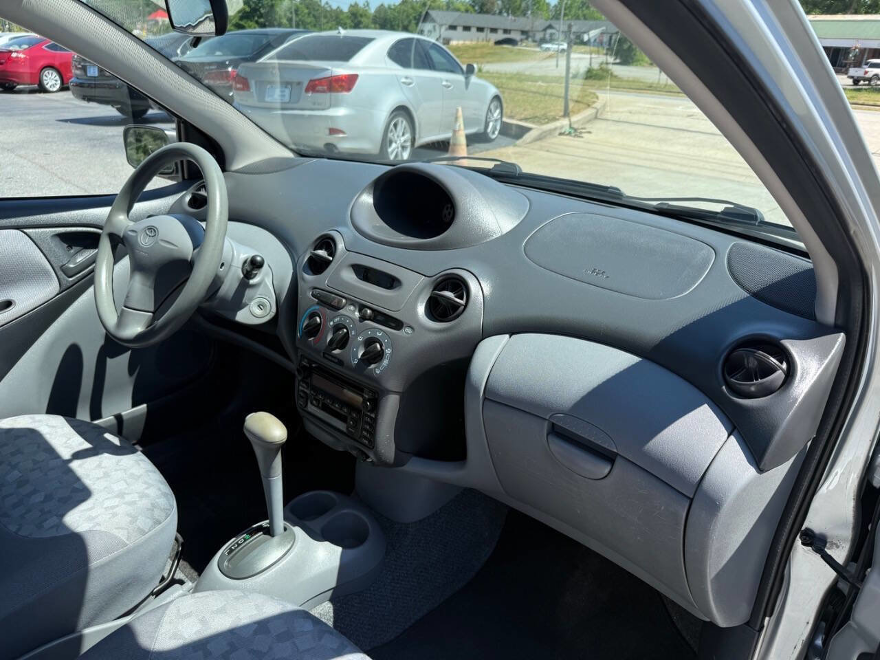 Used 2000 Toyota Echo Sedan FWD image 15