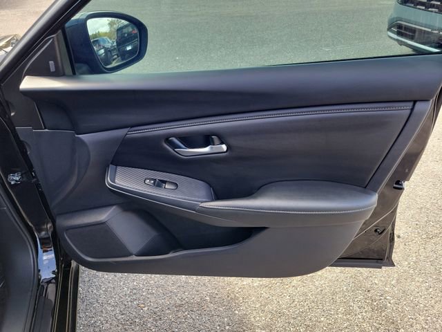 Used 2025 Nissan Sentra SV w/ All-Weather Package image 32