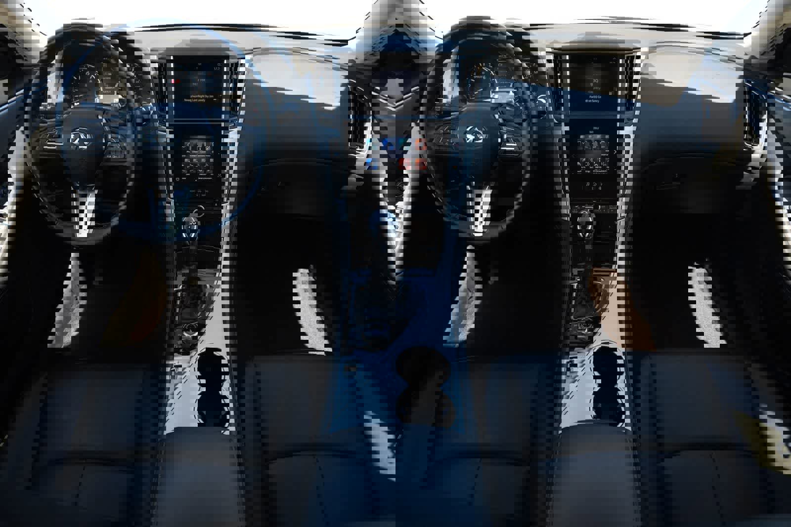 Used 2021 INFINITI Q50 Luxe image 7