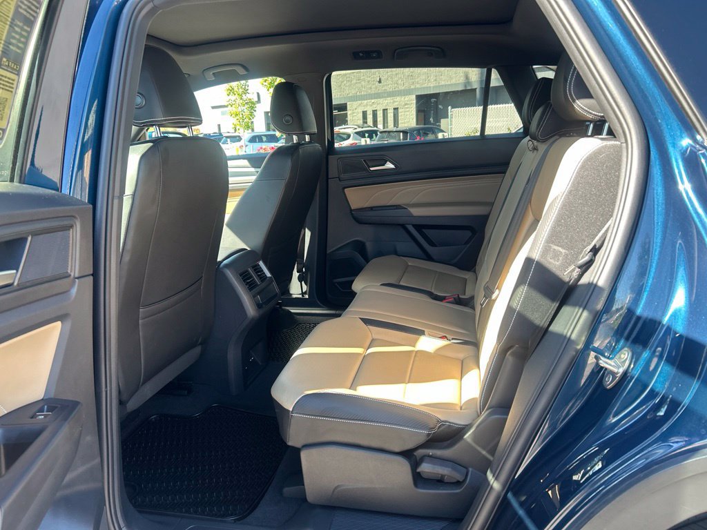 Used 2023 Volkswagen Atlas Cross Sport SE w/ Panoramic Sunroof Package AWD/4WD image 21