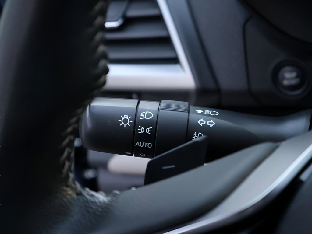 Used 2022 Subaru Forester Limited image 36