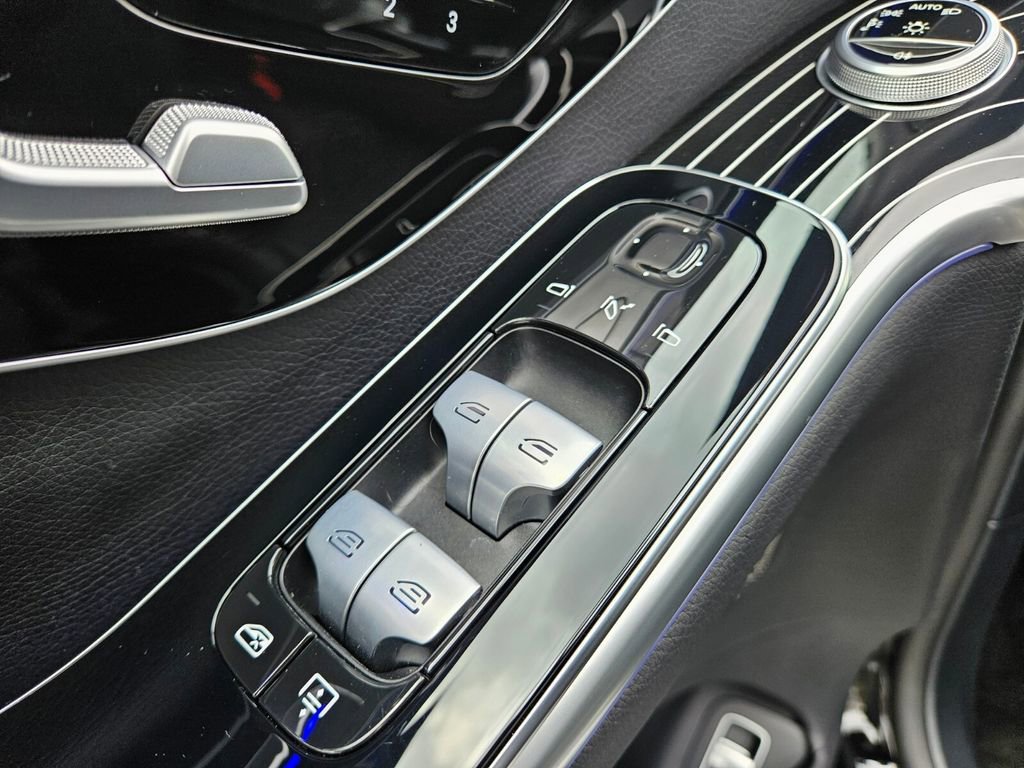 Certified 2023 Mercedes-Benz S 500 4MATIC image 15