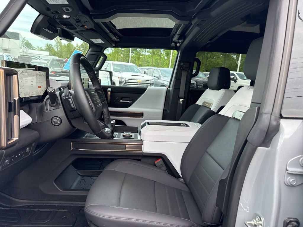 Used 2025 GMC Hummer EV 3X AWD/4WD image 9