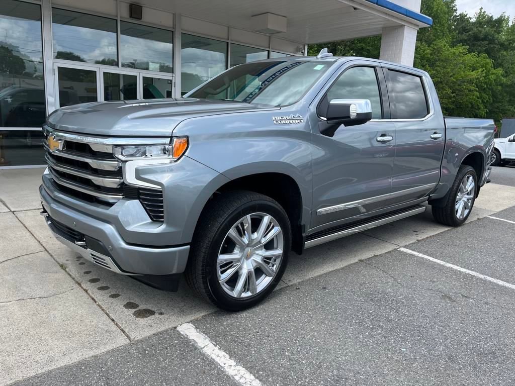 New 2025 Chevrolet Silverado 1500 High Country w/ Technology Package