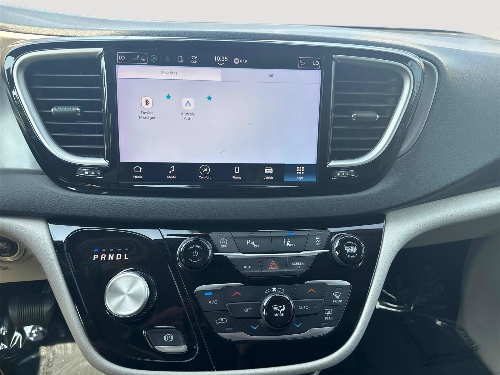 Used 2023 Chrysler Pacifica Touring-L FWD image 21