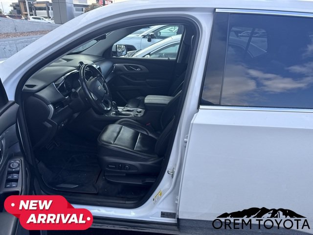 Used 2019 Chevrolet Traverse LT w/ LT Premium Package AWD/4WD image 15