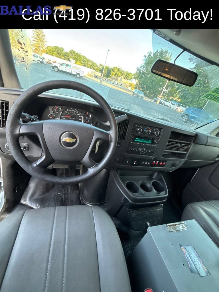 Used 2015 Chevrolet Express 2500 RWD image 7