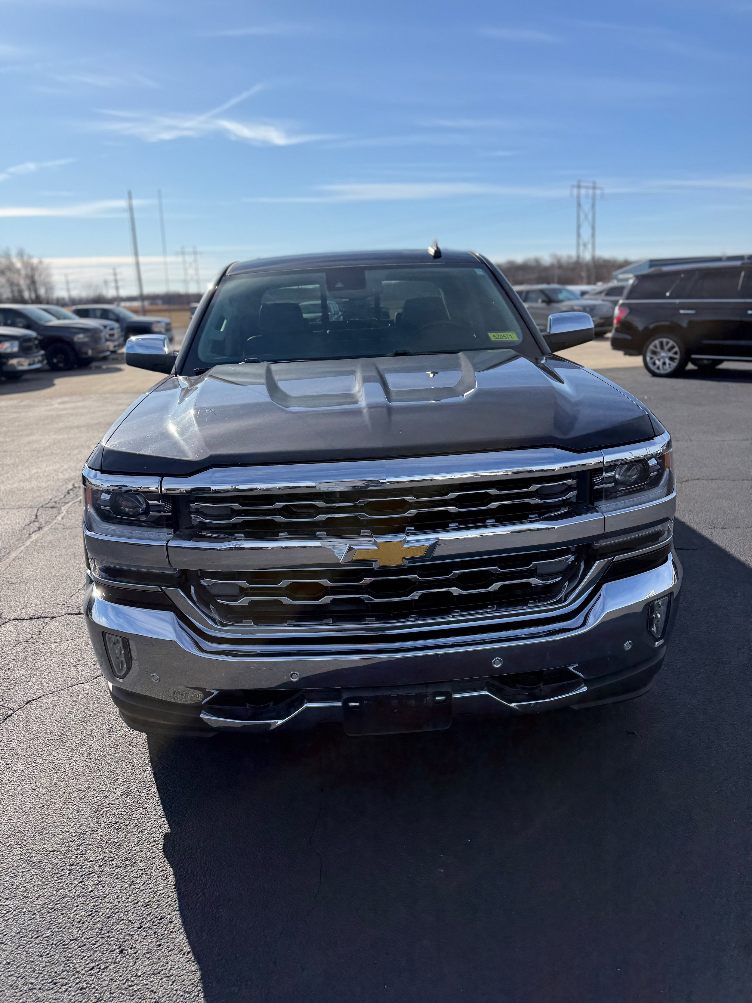 Used 2016 Chevrolet Silverado 1500 LTZ w/ LTZ Plus Package AWD/4WD image 2
