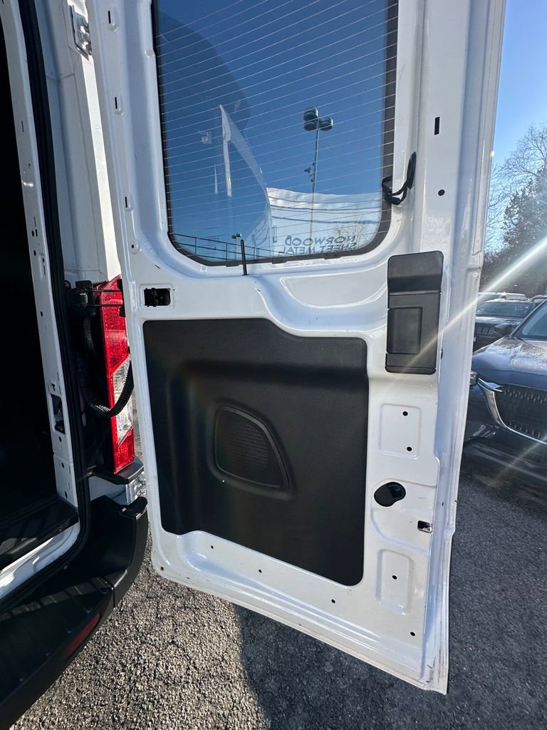 Used 2024 Ford Transit 250 148 Medium Roof Extended AWD w/ Load Area Protection Package image 23