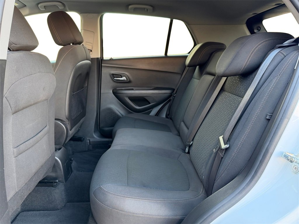 Used 2021 Chevrolet Trax LS w/ Tint and Cruise Package image 19