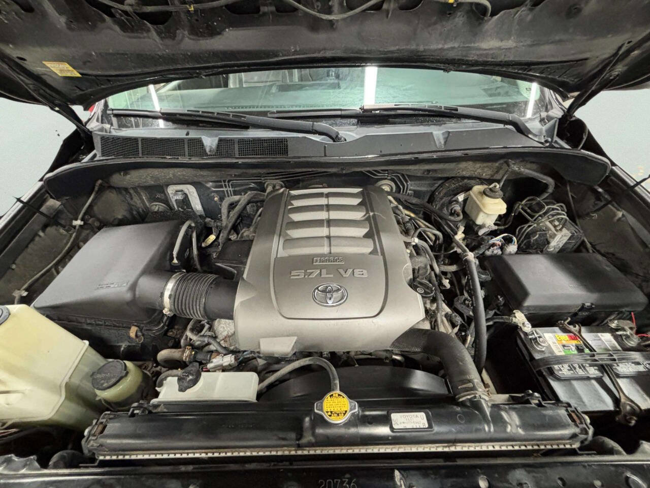 Used 2010 Toyota Tundra Limited image 10