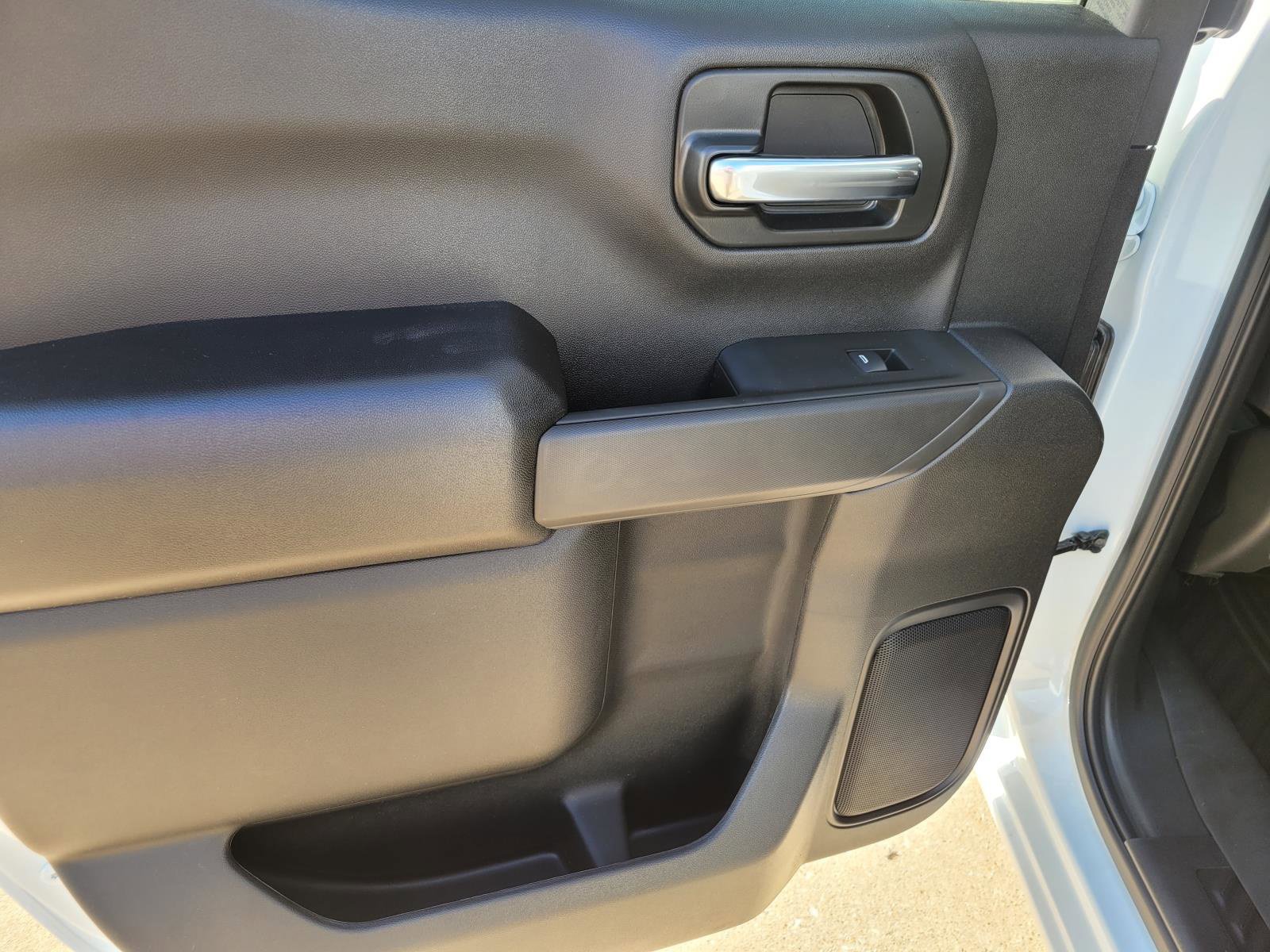 New 2026 Chevrolet Silverado 1500 Custom RWD image 7
