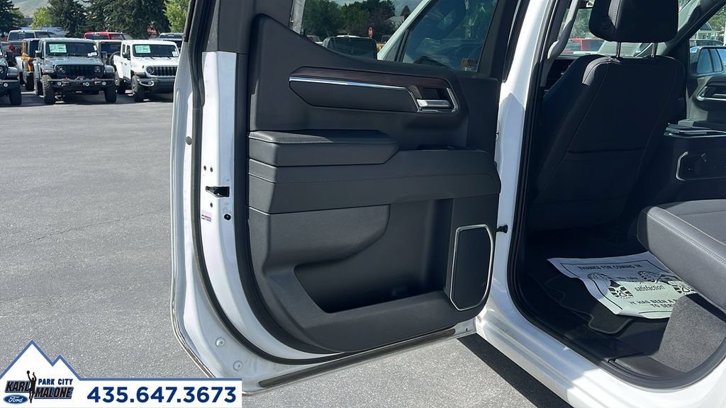 Used 2023 GMC Sierra 1500 SLT w/ SLT Convenience Package AWD/4WD image 18