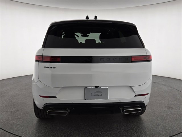New 2026 Land Rover Range Rover Sport Dynamic SE image 7