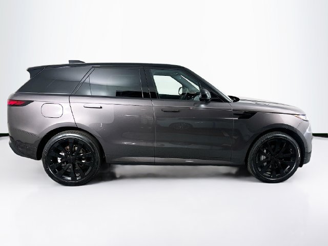 New 2026 Land Rover Range Rover Sport Dynamic SE AWD/4WD image 4
