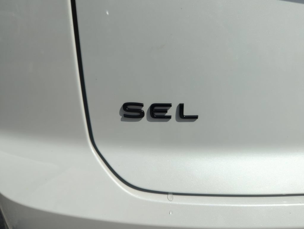 New 2026 Volkswagen Atlas Cross Sport SEL R-Line AWD/4WD image 22
